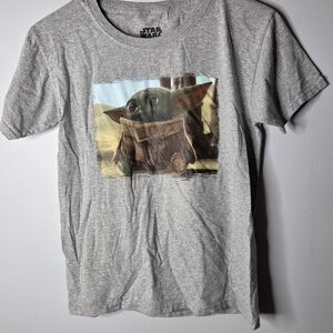 Star Wars Gray T-Shirt with Baby Yoda Graphic